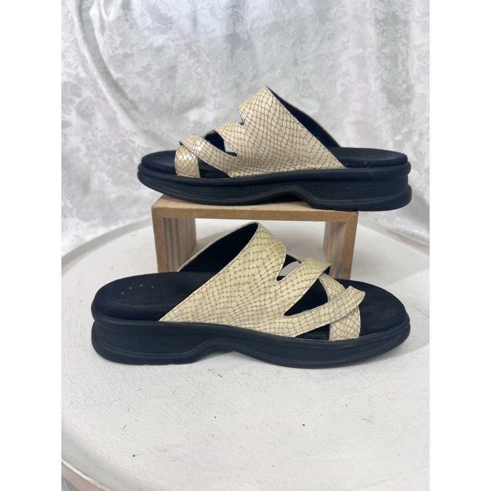 Mephisto Womens Helen Snakeskin Embossed Leather Slide Sandals Beige EU 37 - Picture 3 of 7
